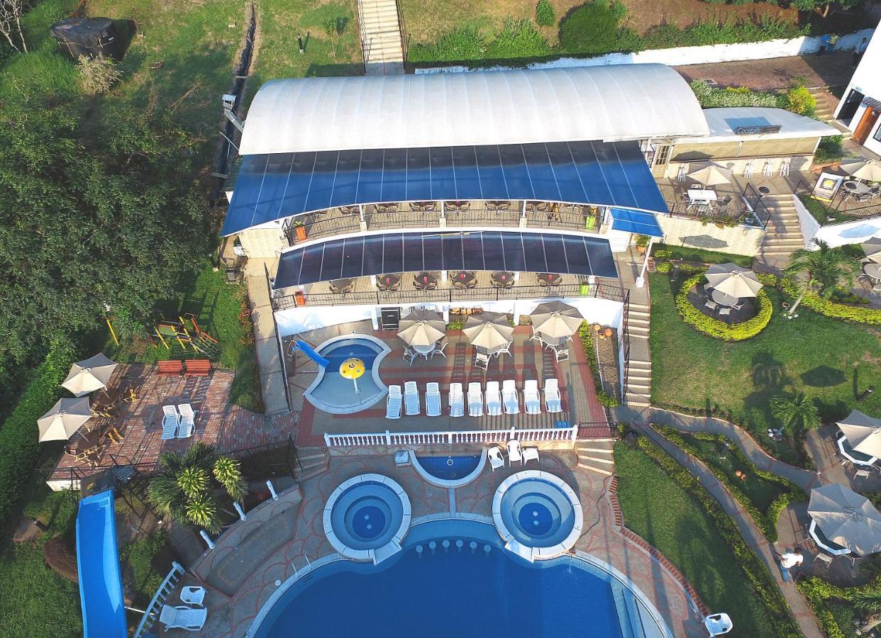 Villeta Resort Hotel エクステリア 写真