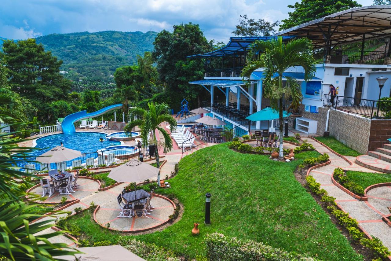 Villeta Resort Hotel エクステリア 写真