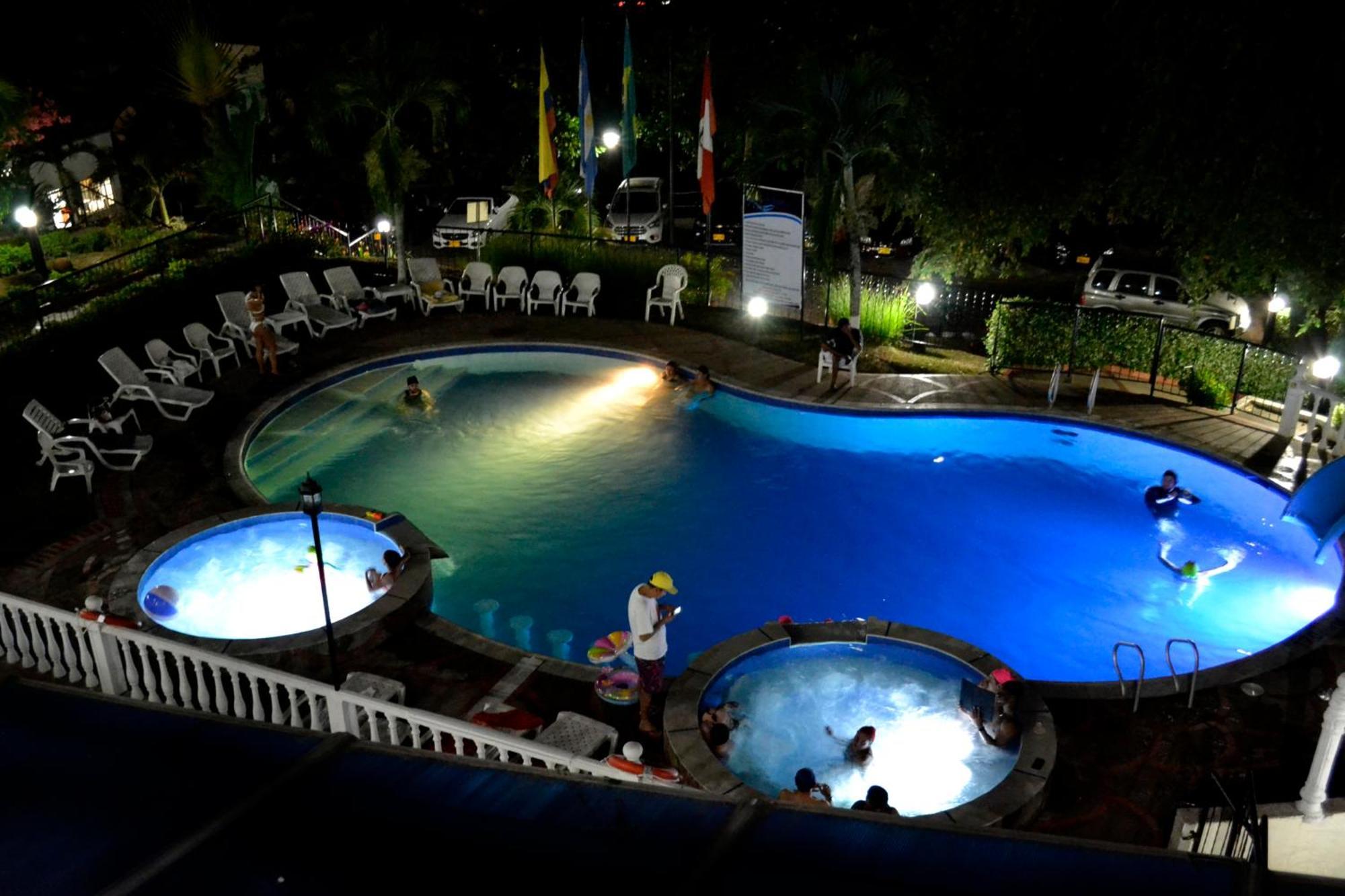 Villeta Resort Hotel エクステリア 写真