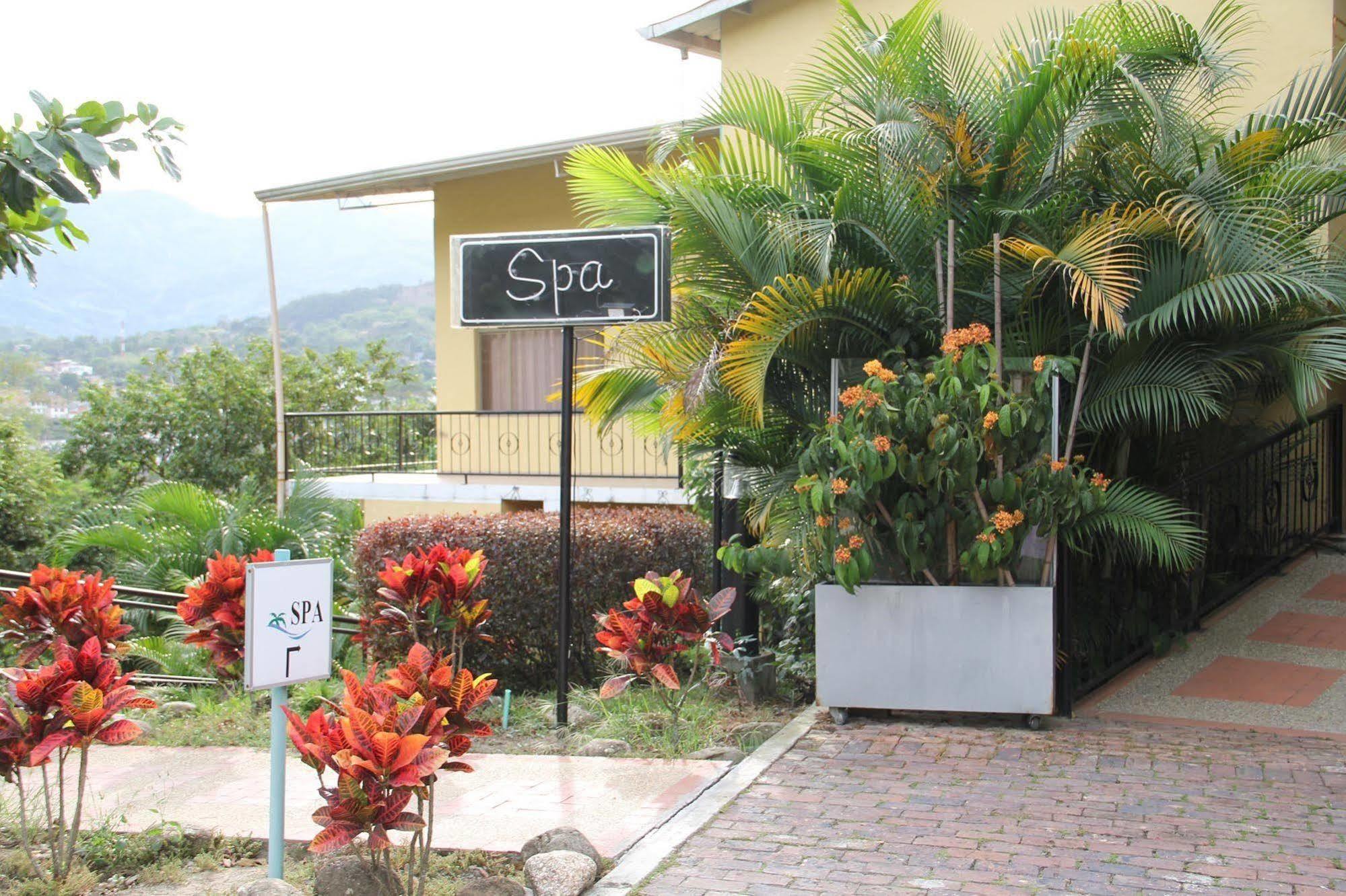Villeta Resort Hotel エクステリア 写真